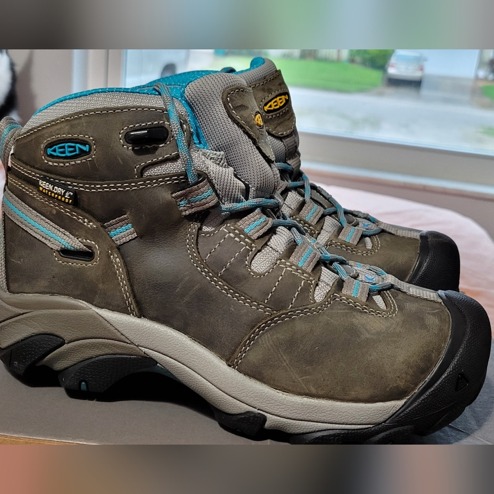 Keen Steel Toe Boots, Women's size 6.5, gargoyle/capri breeze aka grey/blue